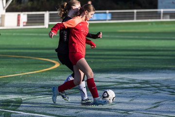 Bild 46 - wBJ VfL Pinneberg2 - Eimsbuttler TV 3 : Ergebnis: 5:0